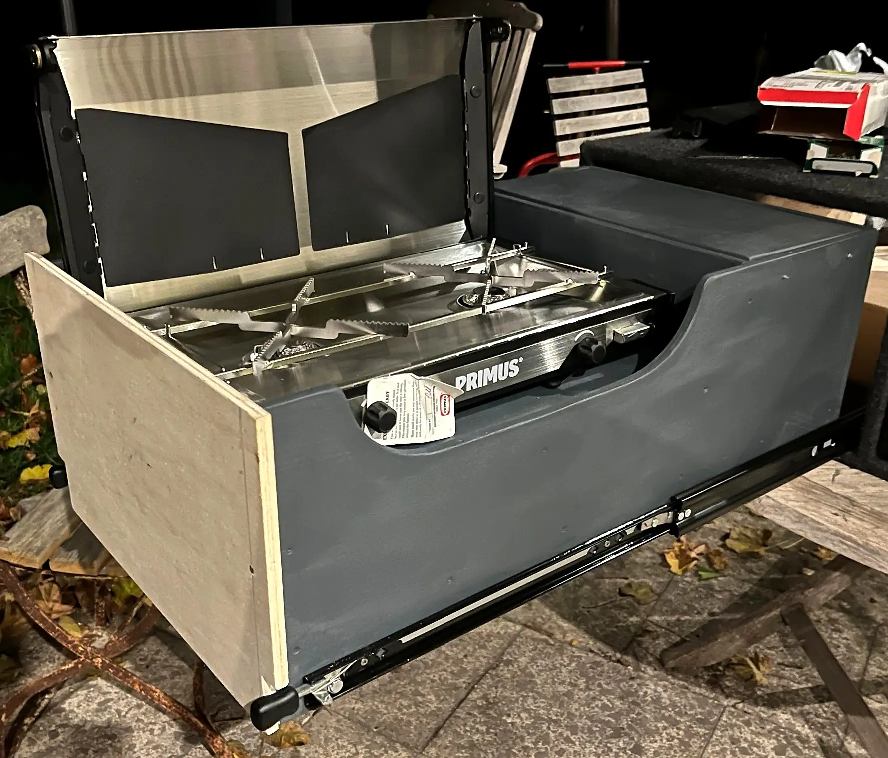 Tupike two-burner gas stove